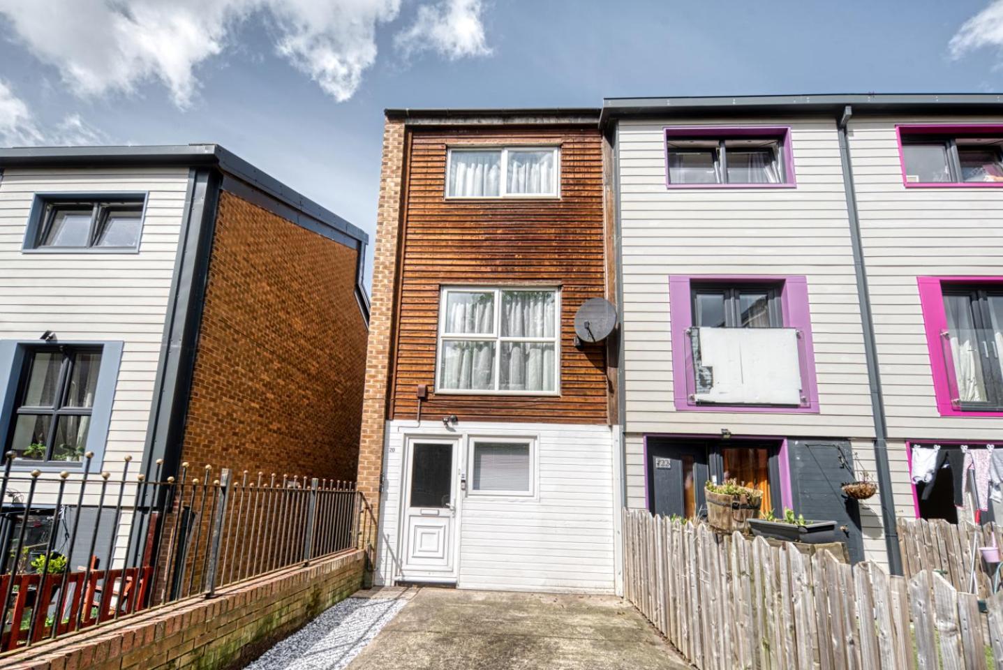 Vakantiehuis 3 Bed House With Driveway Nottingham