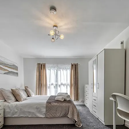 Central Nottingham 3 Bed House With Driveway Exterior photo