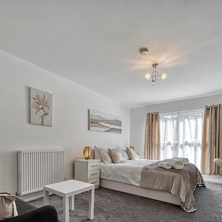 Central Nottingham 3 Bed House With Driveway Exterior photo